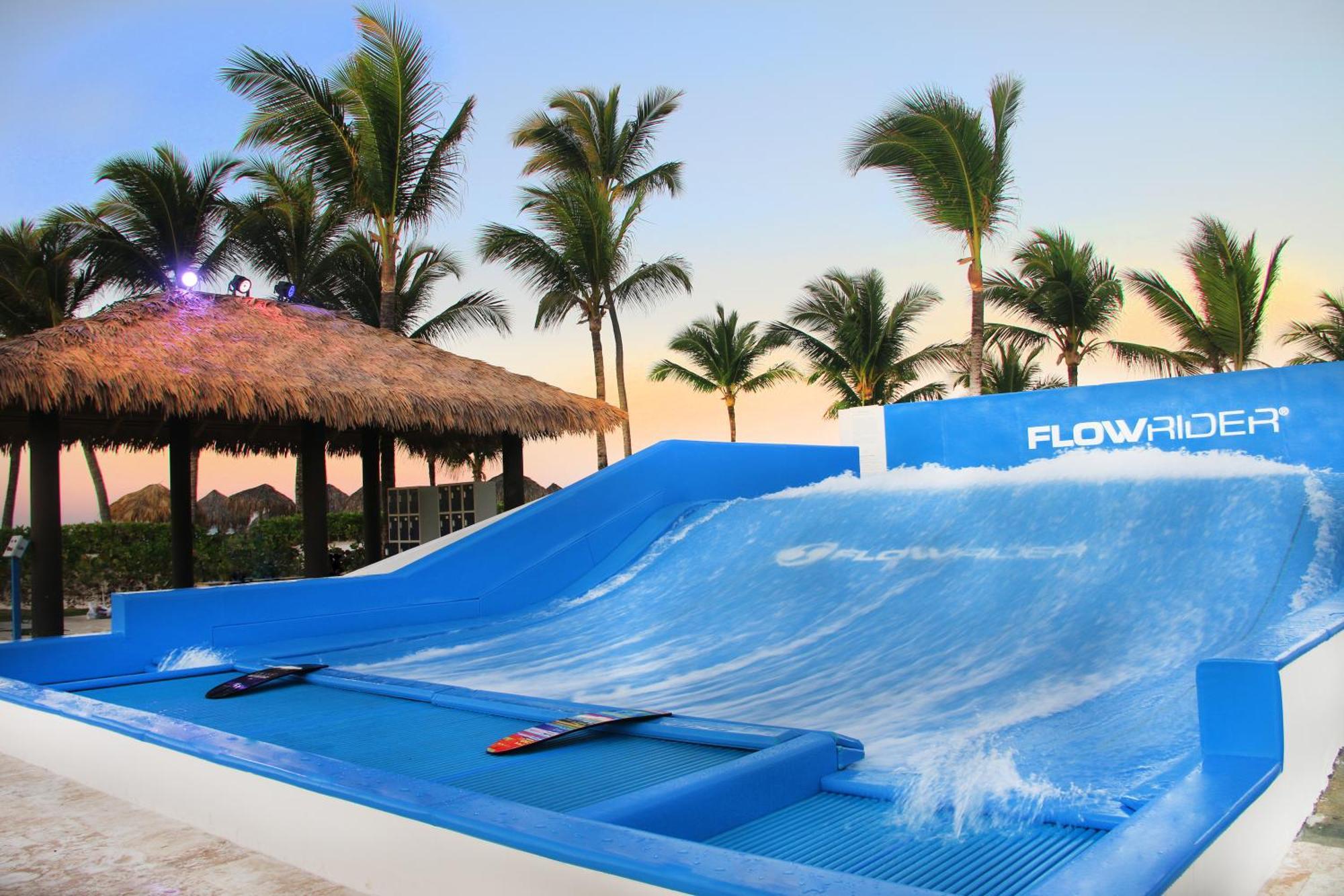Hard Rock Hotel & Casino Punta Cana (Adults Only) Kültér fotó FlowRider