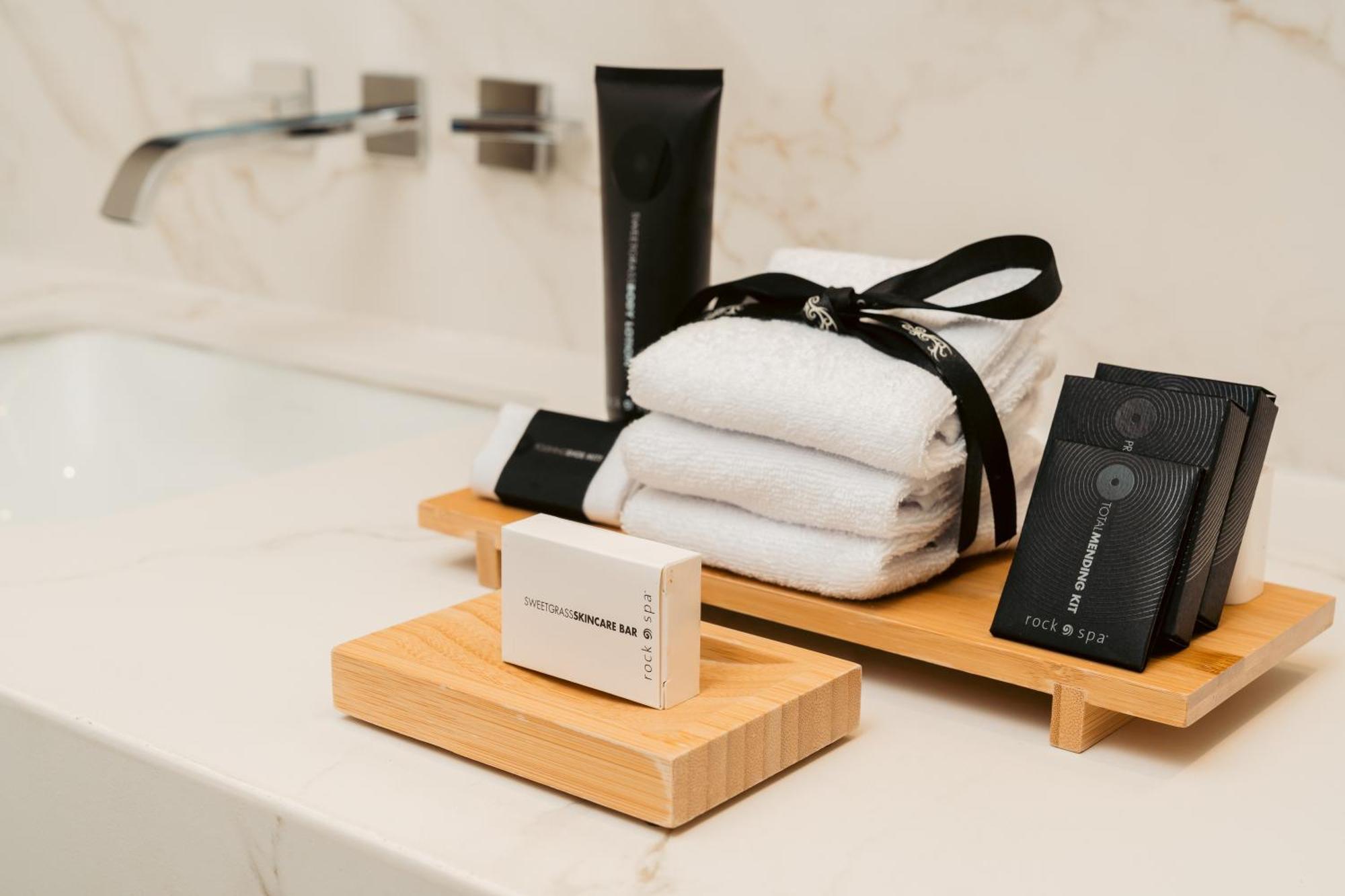 Hard Rock Hotel & Casino Punta Cana (Adults Only) Kültér fotó G.H.M. amenities
