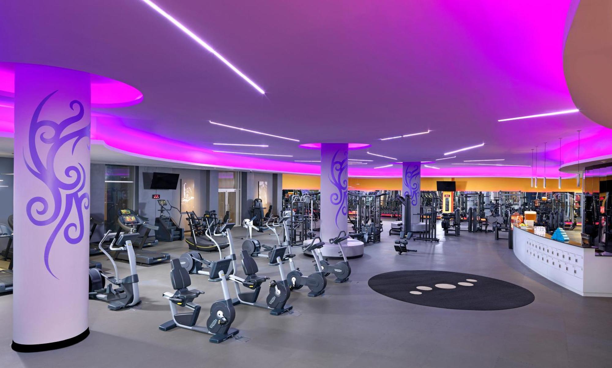 Hard Rock Hotel & Casino Punta Cana (Adults Only) Kültér fotó Anytime Fitness in the Netherlands