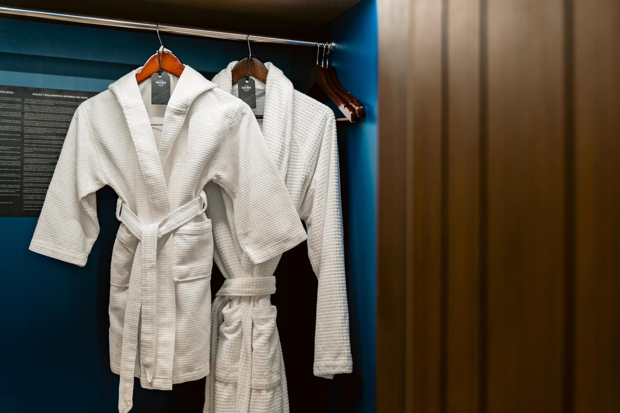 Hard Rock Hotel & Casino Punta Cana (Adults Only) Kültér fotó Bathrobes