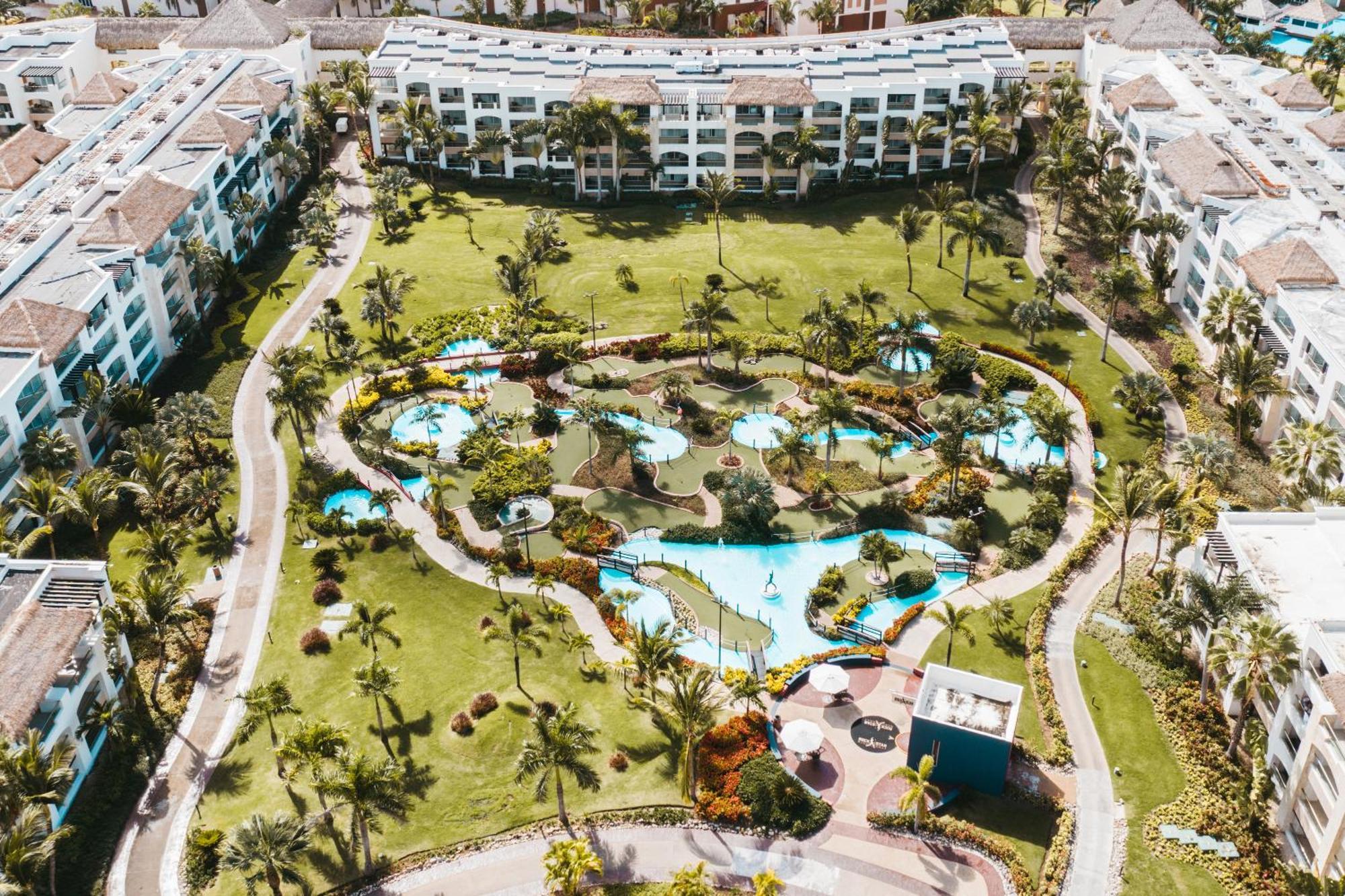 Hard Rock Hotel & Casino Punta Cana (Adults Only) Kültér fotó Aerial view of the resort